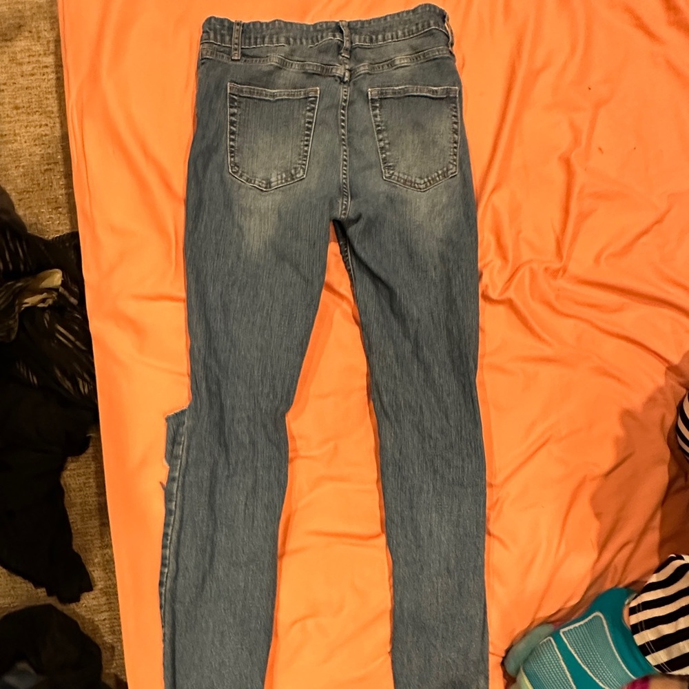 Jeans - Picture 2 of 3